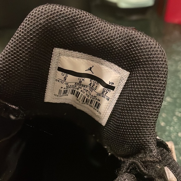 Jordan 88 Racer - Picture 3 of 4